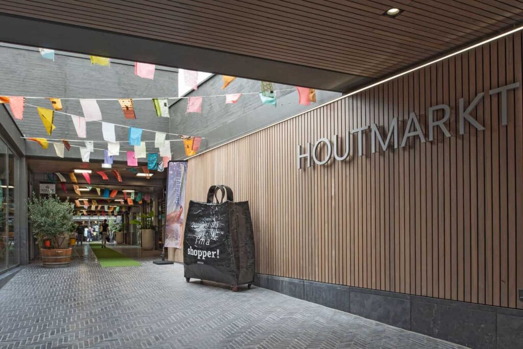 REVESTIMIENTOS 17 ART 25 08 25