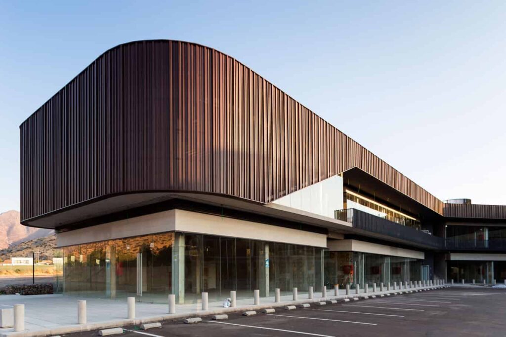 REVESTIMIENTOS 18 ART 25 08 25