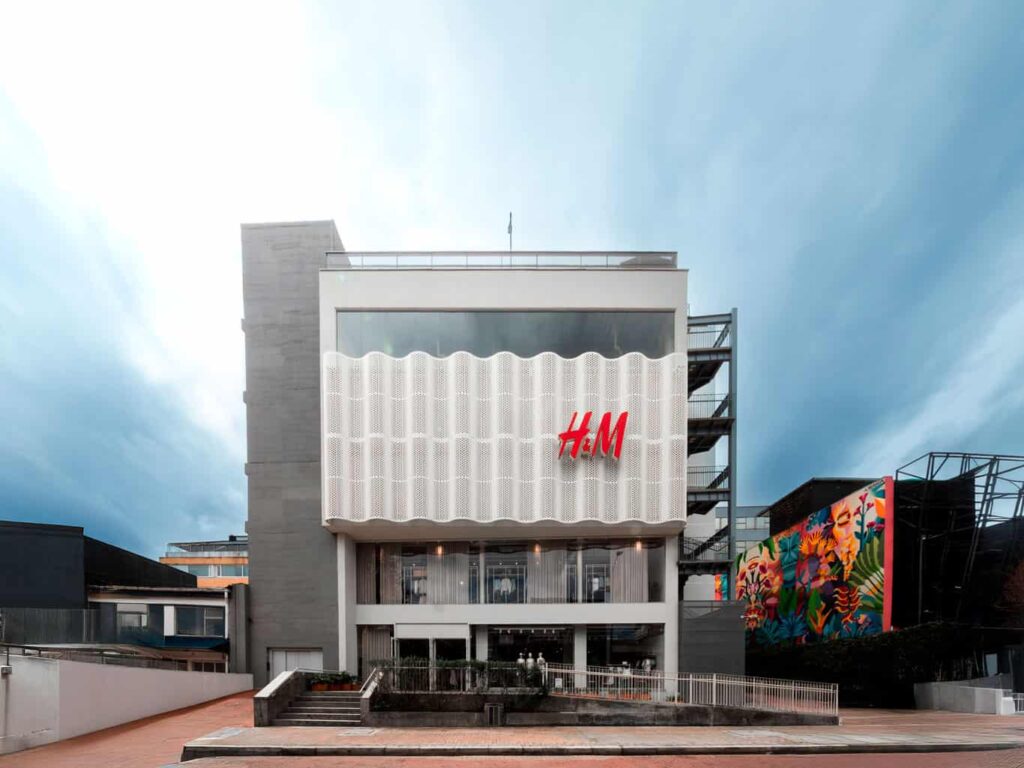 REVESTIMIENTOS 4 ART 25 08 25